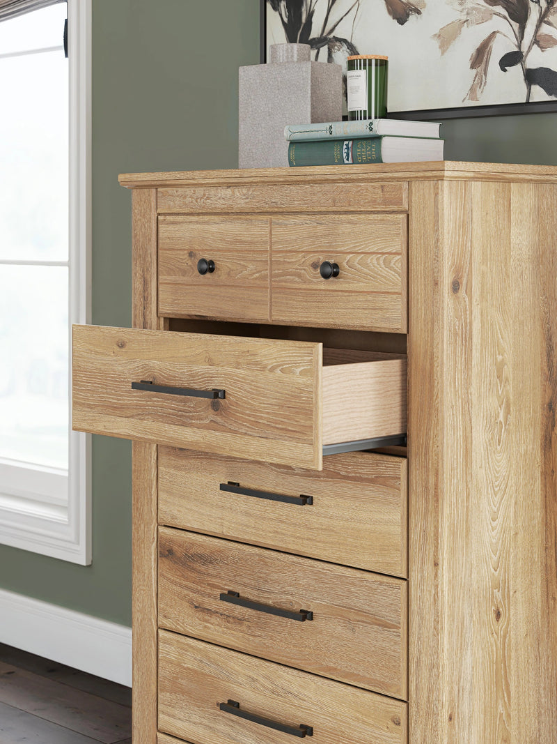 Fenderport Chest of Drawers