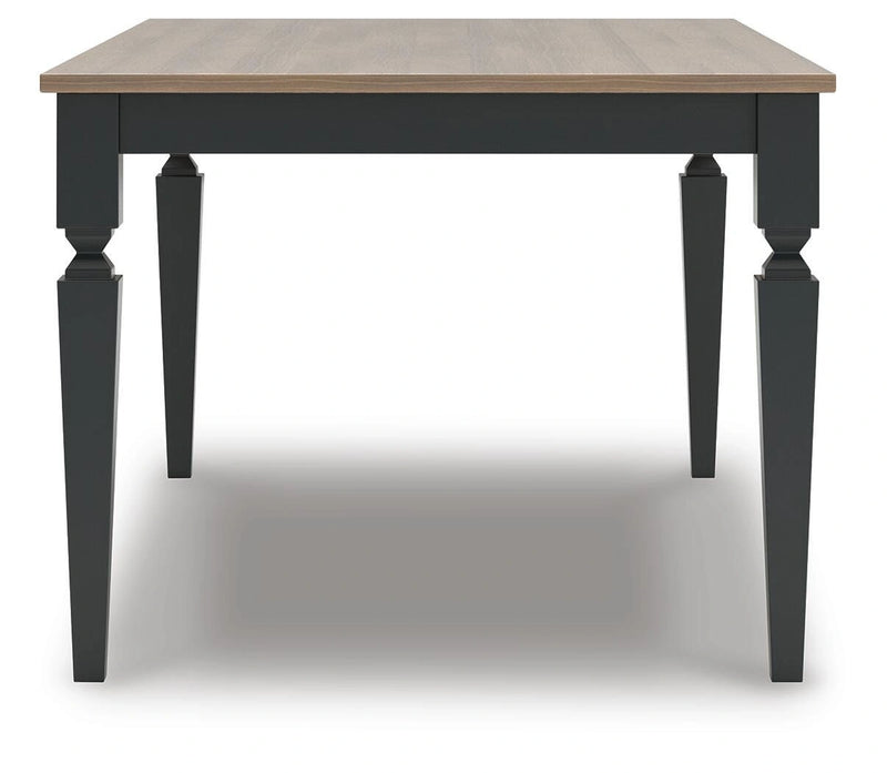 Plazaton Dining Table