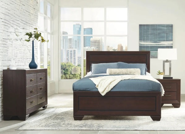 Fennbrook Queen Bed, Dresser, Nightstand