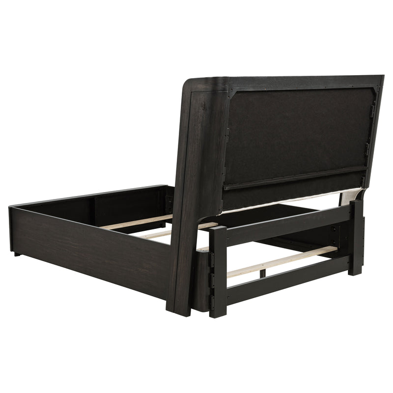 Leandro Bedroom Set