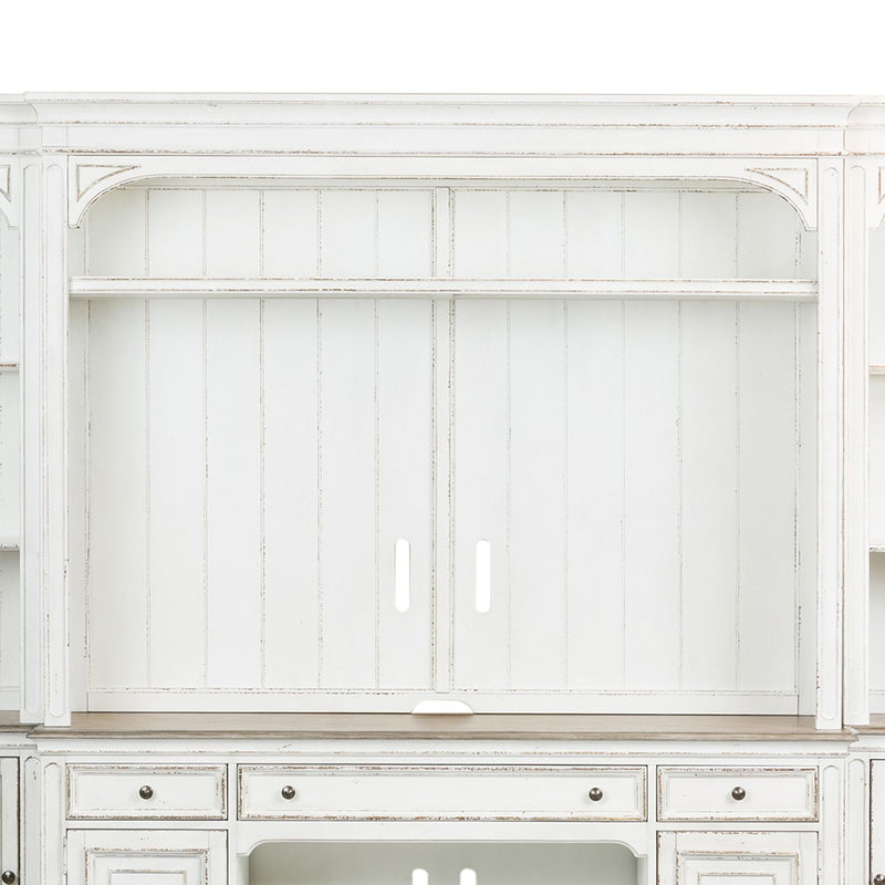 Magnolia Manor Entertainment Hutch
