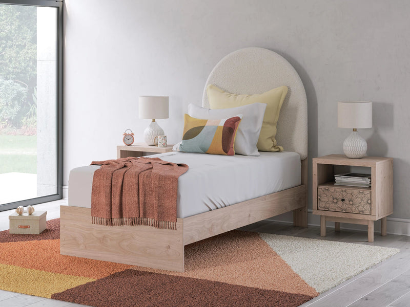 Shapella Bed