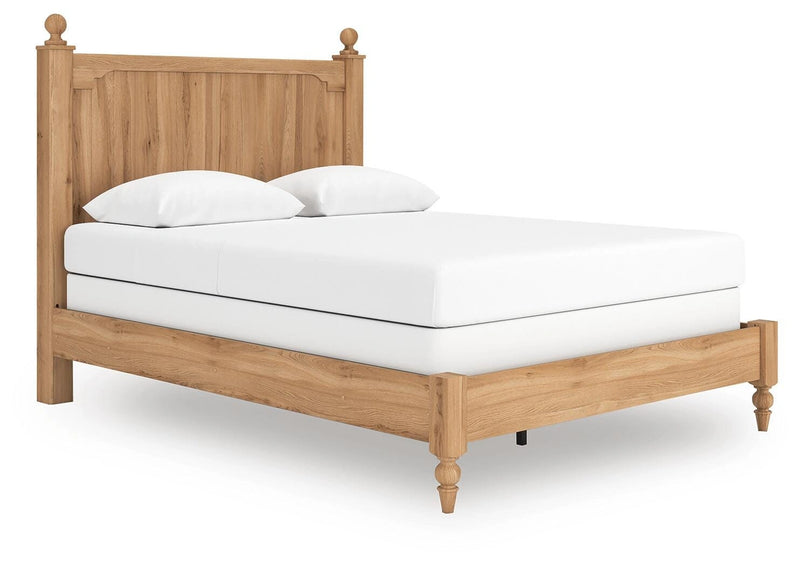 Galletyn Panel Bed