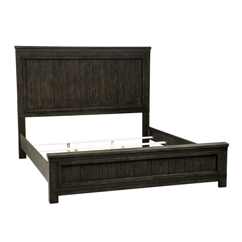Thornwood Hills Panel Bed image