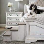 Magnolia Manor Pet Steps in Antique White image